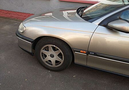 Opel Omega 2.0 16V CD