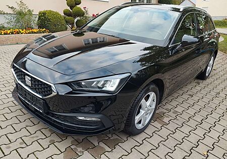 Seat Leon Sportstourer Style 2.0 TDI, AHK, LED, Navi