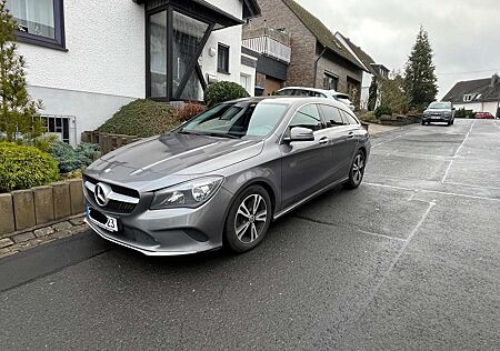 Mercedes-Benz CLA 180 CLA Shooting Brake 180 d