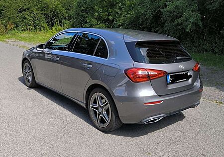 Mercedes-Benz A 180 A-Klasse Diesel d 7G-DCT- Progressive