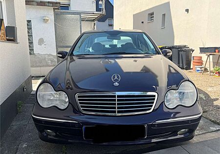 Mercedes-Benz C 240 Avantgarde