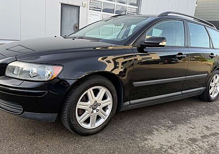 Volvo V50 Kombi 2.4 AUTOMATIK TÜV,KLIMA,PDC