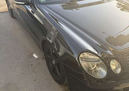 Mercedes-Benz E 220 T CDI Automatik Classic DPF