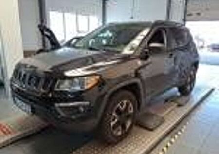 Jeep Compass Trailhawk 2.4L I4 F DOHC 16V 4X4