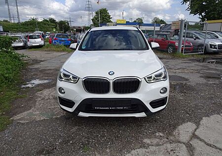 BMW X1 xDrive 20 d Sport Line Nav PDC kamera UP Xenon