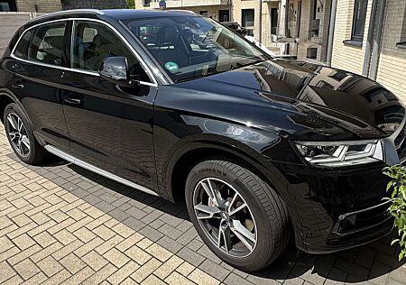 Audi Q5 2.0 TFSI quattro S tronic design