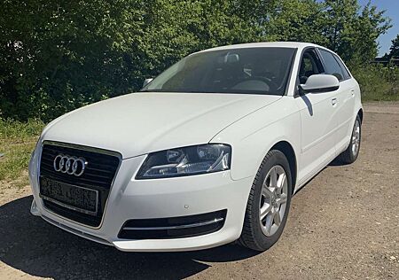 Audi A3 1.2 TFSI Automatik*5 Türer*1.Hand*Scheckheft