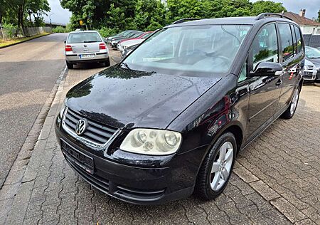 VW Touran Volkswagen Conceptline 7 Sitze Tüv Neu