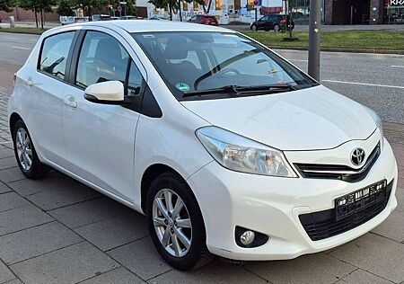 Toyota Yaris Cool**Mit Neu TÜV**