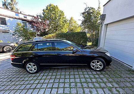 Mercedes-Benz E 220 T 220 CDI Diesel DPF Avantgarde 7G-TRONIC BlueEffi