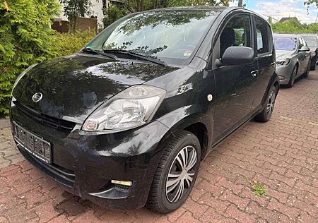 Daihatsu Sirion 1.0*TÜV 3.26*KLIMA*4türig*