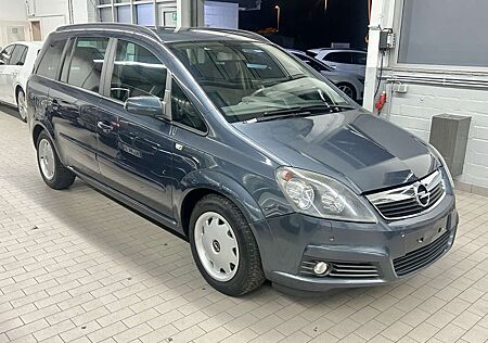 Opel Zafira Edition 7-Sitzer AHK Temp Klima SHZ PDC