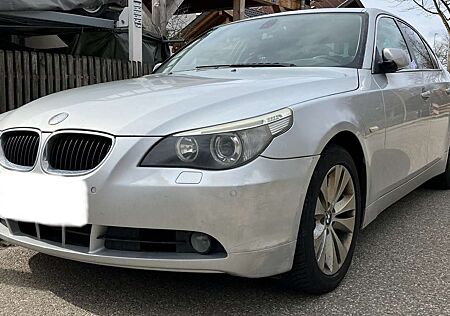 BMW 525i 525