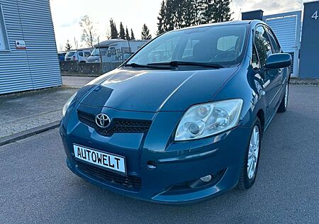 Toyota Auris Executive Klinaautomatik