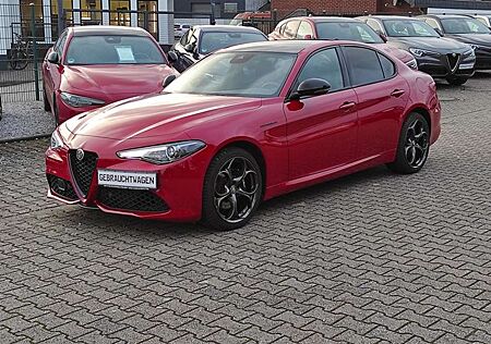 Alfa Romeo Giulia Estrema 2.0 #Carbon #Alcantara