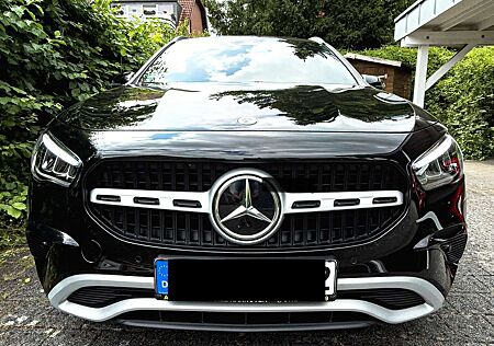Mercedes-Benz GLA 200 Progressive, Mild-Hybrid, Kamera, MBUX, u.v.m.