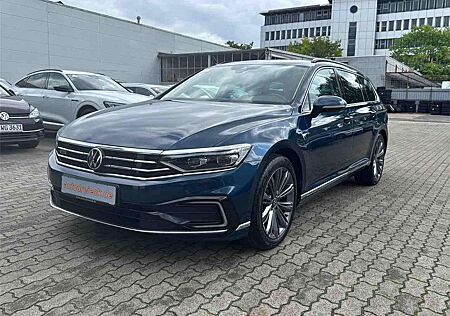 VW Passat Volkswagen Variant AHK DCC IQ.LIGHT 360° 18Z VC DAB+