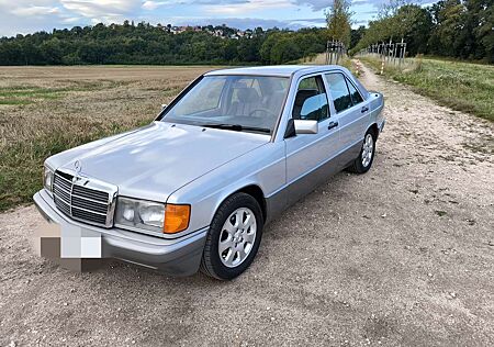 Mercedes-Benz 190 E 2.3 Kein Winter gefahren Rostfrei