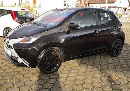 Toyota Aygo 5-Türer x-play touch