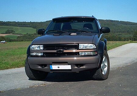 Chevrolet Blazer gebraucht kaufen Chevrolet Blazer ZR2 mit LKW-Zulassung