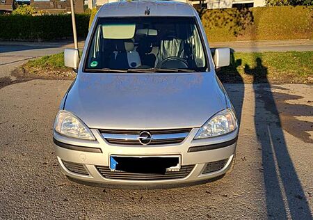 Opel Combo Tour Edition