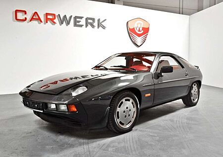 Porsche 928 S