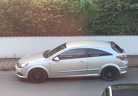 Opel Astra GTC 1.8 Cosmo