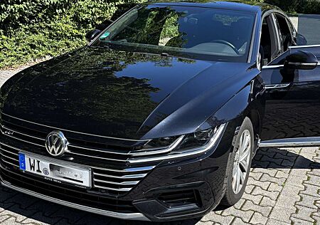 VW Arteon Volkswagen 2.0 TSI DSG R-Line