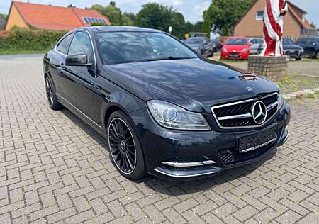 Mercedes-Benz C 180 C -Klasse Coupe Tüv-Au Inspek Neu