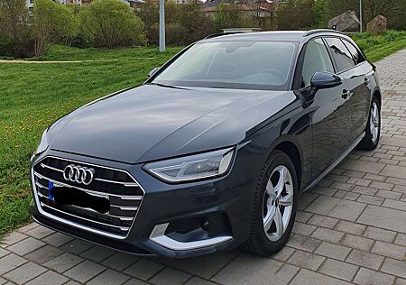 Audi A4 35 TFSI advanced