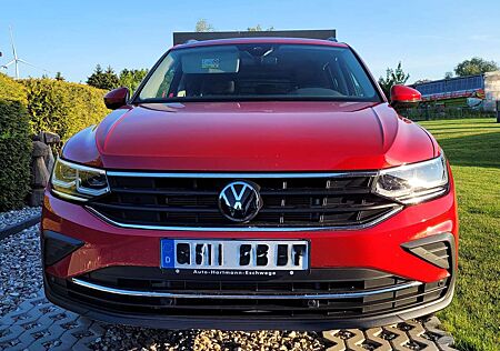 VW Tiguan Volkswagen 2.0 TDI SCR 4MOTION DSG Life