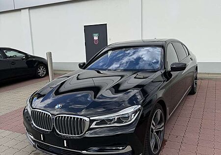 BMW 750 L i xDrive