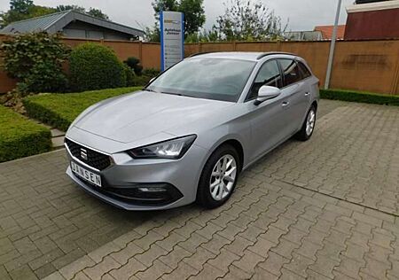 Seat Leon Sportstourer Style DSG +AHK +Kamera +LED +N