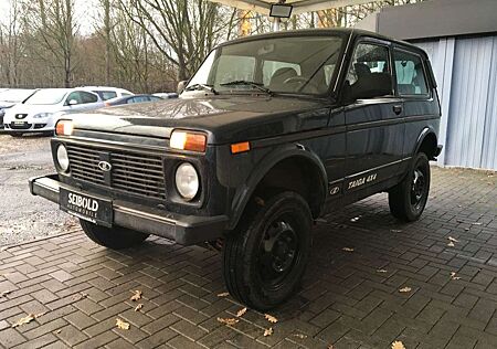 Lada Niva 1.7 Basis 4x4 LPG/Navi/Kamera/AHK/8-fach