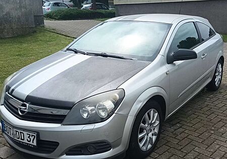 Opel Astra GTC 1.8