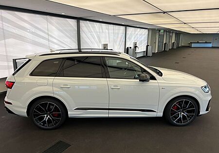 Audi Q7 50 TDI quattro tiptronic competition plus