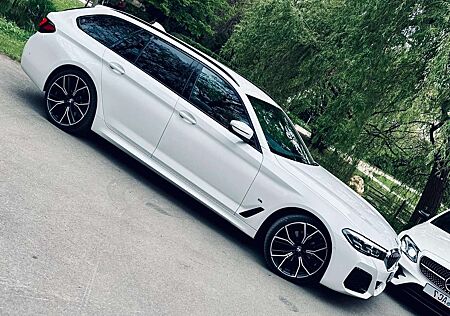 BMW 520d 520 xDrive Touring Aut. M Sport Edition
