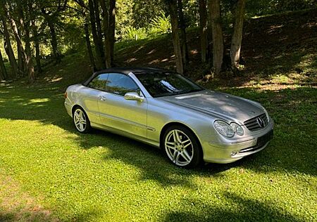 Mercedes-Benz CLK 200 Elegance / Leder / Automatik / HU neu