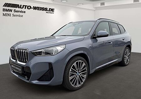 BMW iX1 30 M-SPORT+LEDER+PANO+HUD+LED+HIFI-HK+AHK