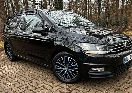 VW Touran Volkswagen Comfortline BMT/Start-Stopp