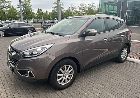 Hyundai ix35 blue 1.6 2WD Finale