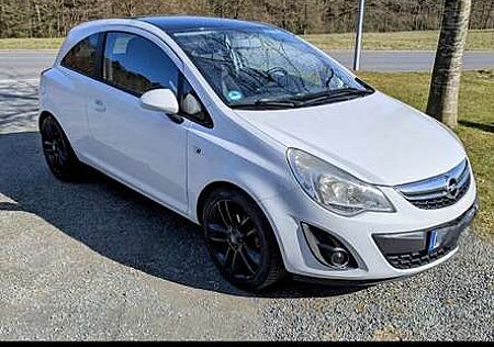 Opel Corsa 1.4 16V Color Edition TOP ZUSTAND!