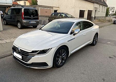 VW Arteon Volkswagen Elegance
