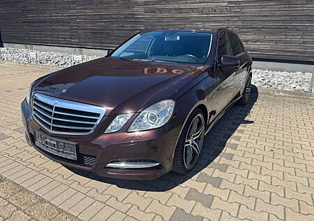 Mercedes-Benz E 350 CGI BlueEFFICIENCY AVANTGARDE
