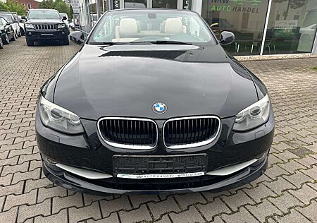 BMW 320i 320 Cabrio Leder Navi PDC Xenon