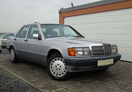 Mercedes-Benz 190 1,8 L* SCHIEBEDACH*ABS*CD+USB*ALUFELGEN*OLDTIMER!!
