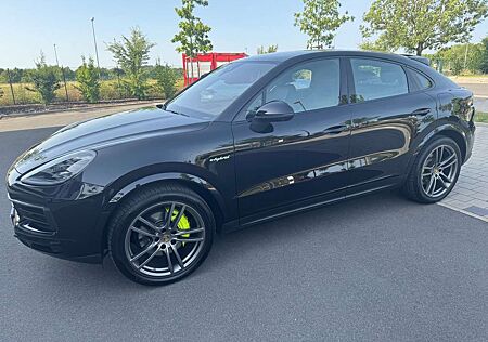 Porsche Cayenne E-Hybrid Coupe Tiptronic S