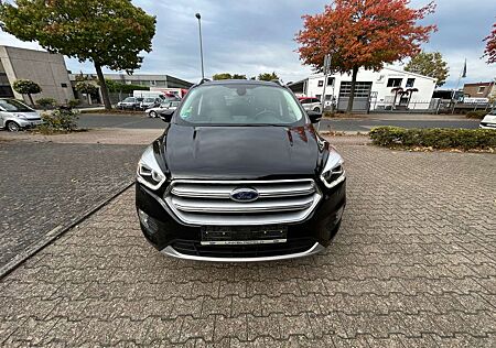 Ford Kuga gebraucht kaufen Ford Kuga Titanium