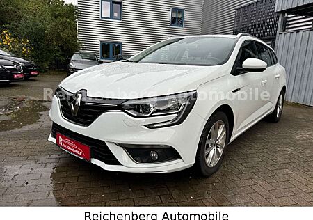 Renault Megane IV Grandtour 1,5 DCI, Navigation