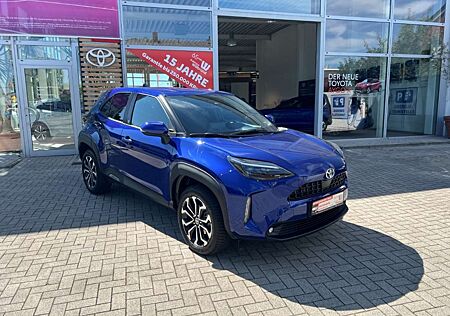Toyota Yaris Cross Hybrid Team D PDC Navi Kamera LED Apple CarPlay An